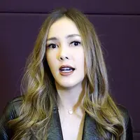 Rindu berakting, Cathy Sharon menceritaka alasan dirinya memilih berbisnis dan menahan rindunya.