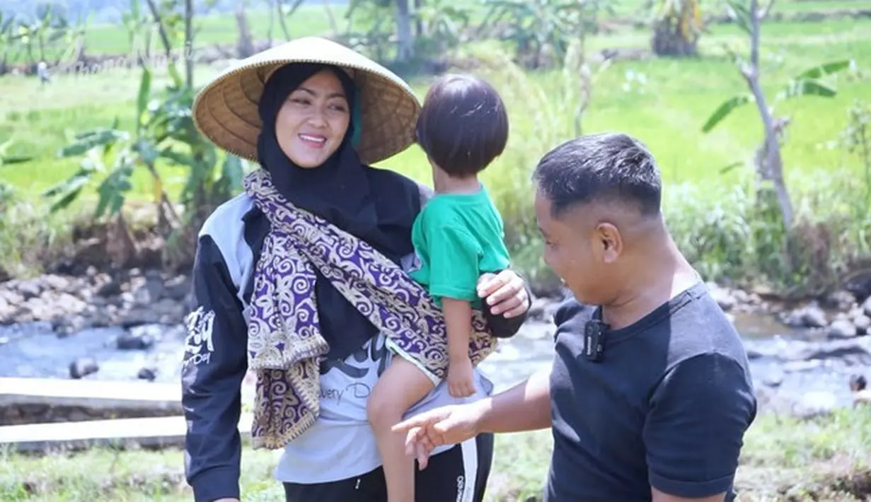 Narji ke sawah (Youtube/Abang Narji)