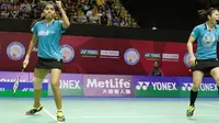 Ganda putri Indonesia Greysia Polii/Nitya Krishinda Maheswari melaju ke semifinal Hong Kong Open Super Series 2015, Jumat (20/11/2015). (Liputan6.com/Humas PP PBSI)