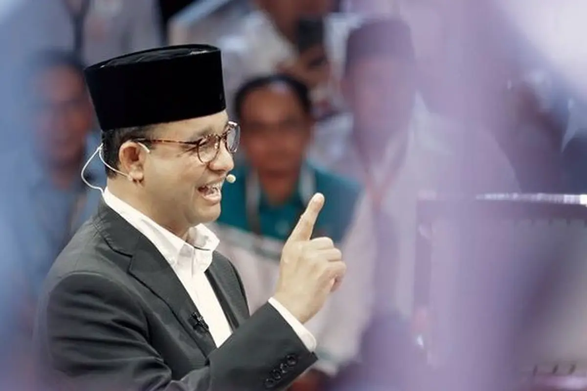 Beda Gaya Capres saat Debat Pilpres Pertama