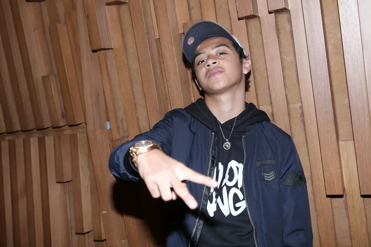 Bastian Steel