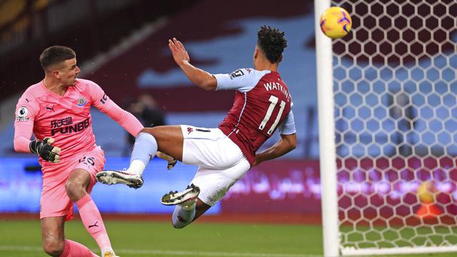 Foto Liga Inggris: Aston Villa Gilas Newcastle United