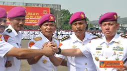 Citizen6, Cilandak: Komandan Pasmar-2 menyampaikan serah terima jabatan merupakan dinamika dari sebuah organisasi dan merupakan bagian dari proses pembinaan personel. (Pengirim: Marinir)