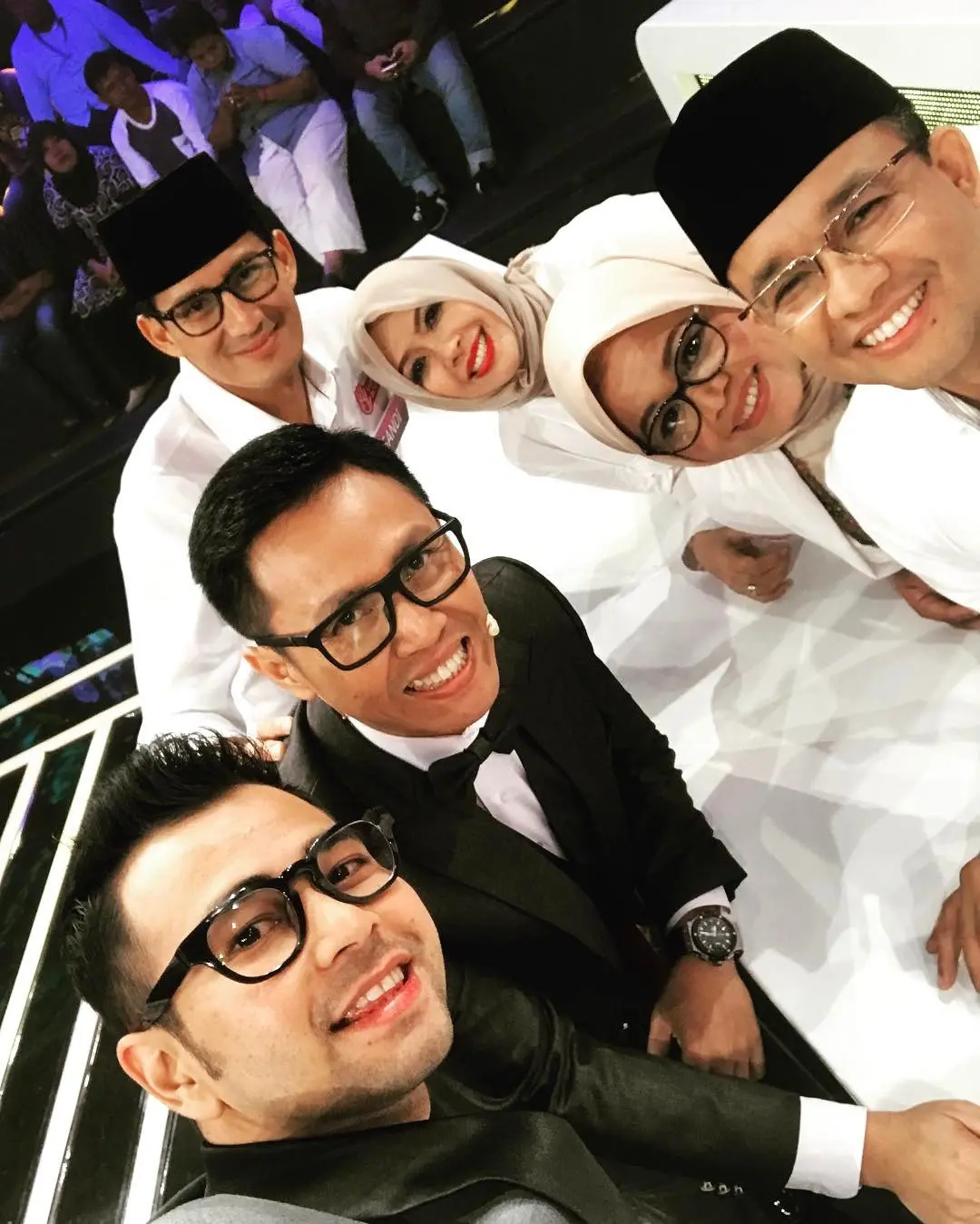 Raffi Ahmad bersama Anies Baswedan dan Sandiaga Uno 