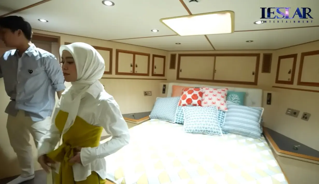 Lesti Kejora dan Rizky Billar (Youtube/Leslar Entertainment)