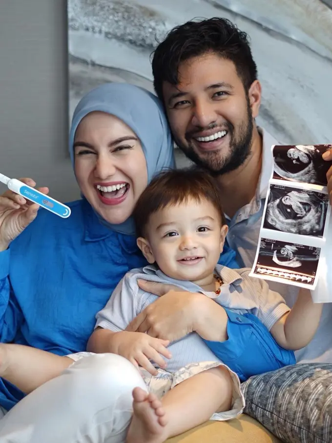 Irish Bella dan Ammar Zoni