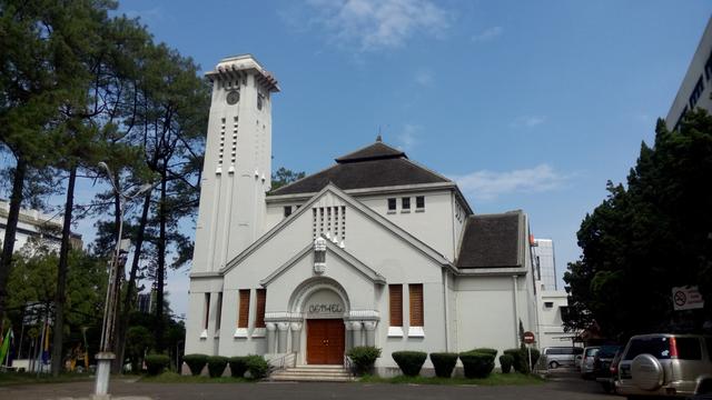 Sejumlah Gereja Di Bandung Gelar Ibadah Daring Putus Penularan