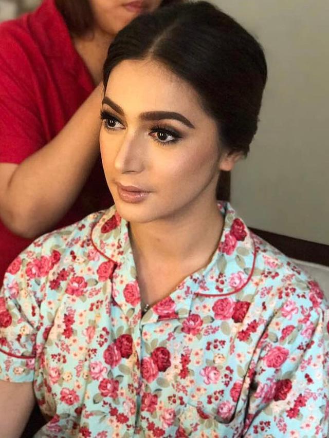 Biasa Natural, Ini 8 Potret Nabila Syakieb dengan Makeup Tebal