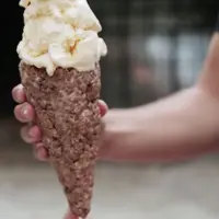 Mulai sekarang, bikin kerupuk es krim sendiri di rumah!