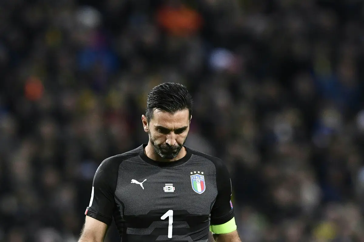 FOTO: Kalah dari Swedia, Italia Terancam Gagal ke Piala Dunia