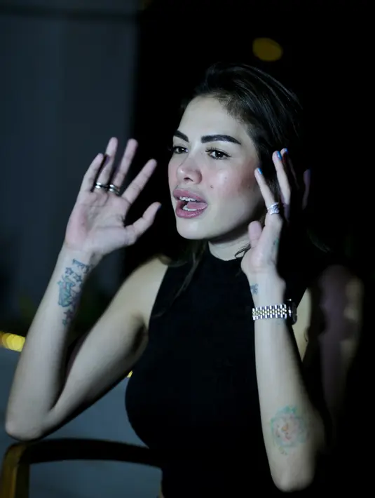 "Aku sih daripada narkoba mendingan Narkoseks," ujar Nikita sambil bercanda. (Adrian Putra/Bintang.com)