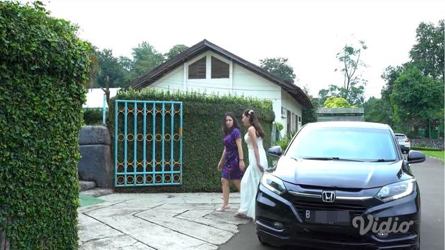 6 Potret Lawas Kebersamaan Syahnaz Sadiqah dan Lady Nayoan, Adu Akting di FTV