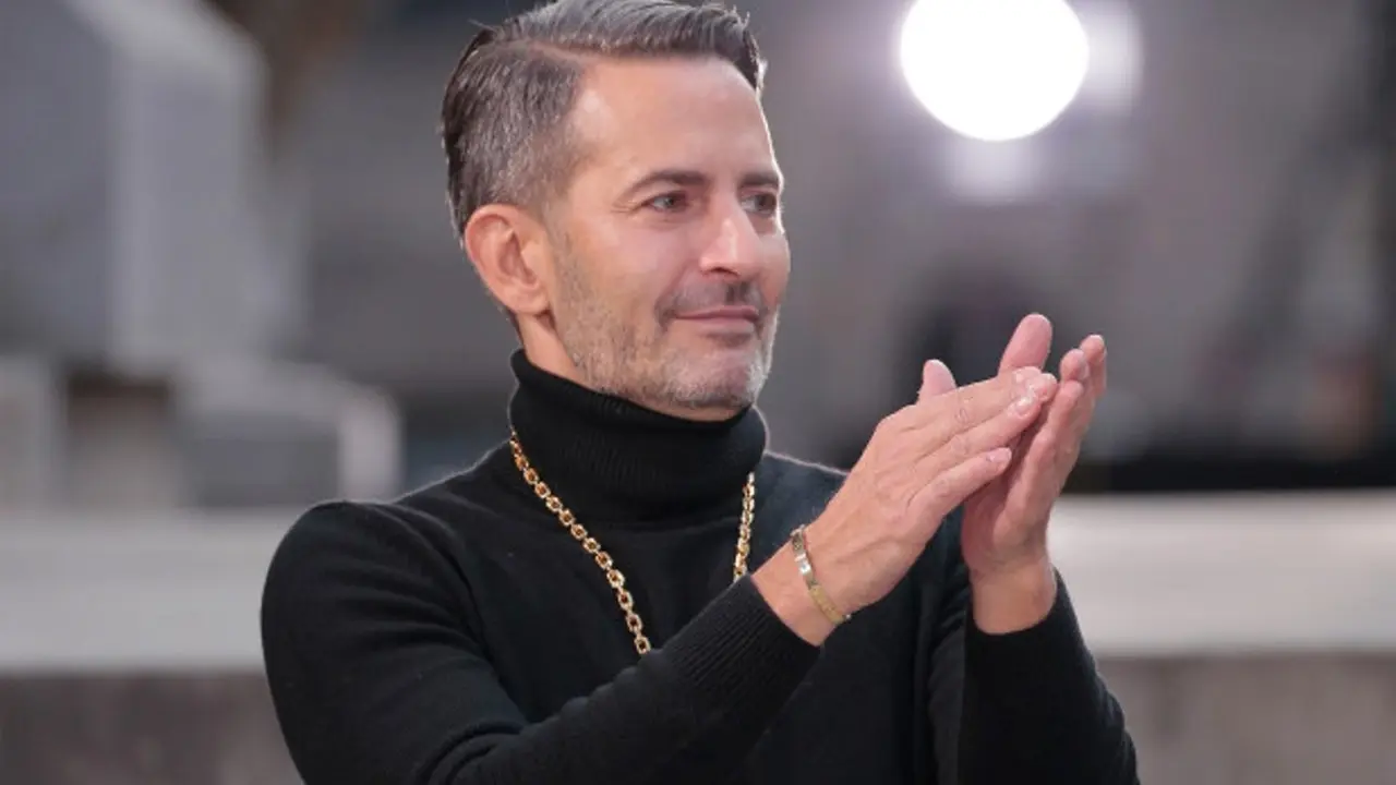 Lakukan Plagiat, Desainer Marc Jacobs Digugat Nirvana