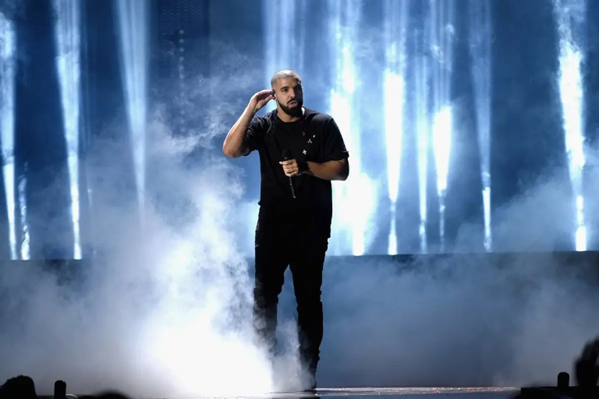 [Bintang] Drake