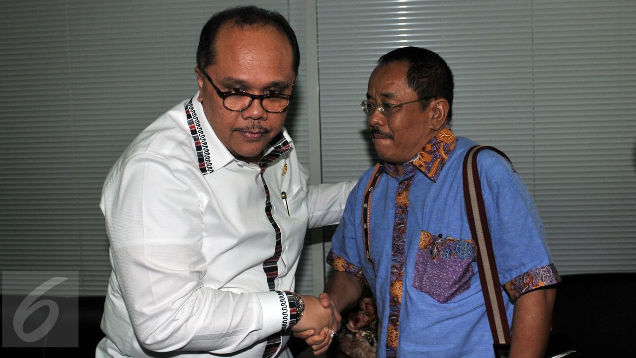 20151118-Kementerian ESDM Berikan Bukti Percakapan Setya Novanto 