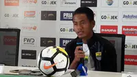 Bertengkar dengan Kapten Persija, Gelandang Persib Pilih Bungkam