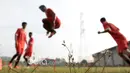 Dalam sesi latihan yang dijalani Persija pada Sabtu (21/1/2017) sore, para pemain tim Macan Kemayoran berlatih selama kurang lebih dua jam. (Bola.com/Nicklas Hanoatbun)