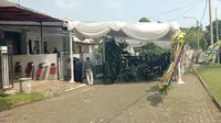 Suasana rumah duka salah satu awak KRI Nanggala 402 di Bogor, Jawa Barat. (Liputan6.com/Achmad Sudarno)