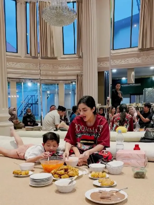 Pilar Dalam Rumah Anang Hermansyah dan Ashanty di Cinere (Foto: YouTube The Hermansyah A6)