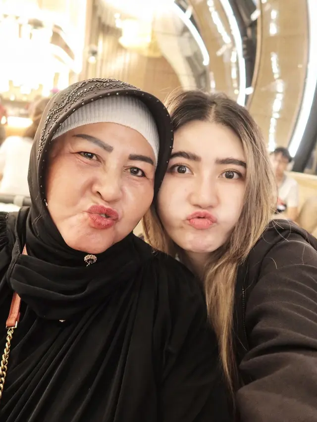 Via Vallen dan Ibu
