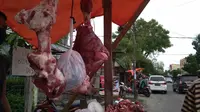 Salah satu lapak penjual daging Meugang di Gampong Beurawe, Kota Banda Aceh (Liputan6.com/Rino Abonita)