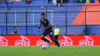 Bek muda Arema FC, Achmad Figo. (Bola.com/Iwan Setiawan)