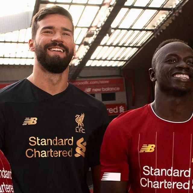 135 Gambar gambar kostum liverpool Terbaru