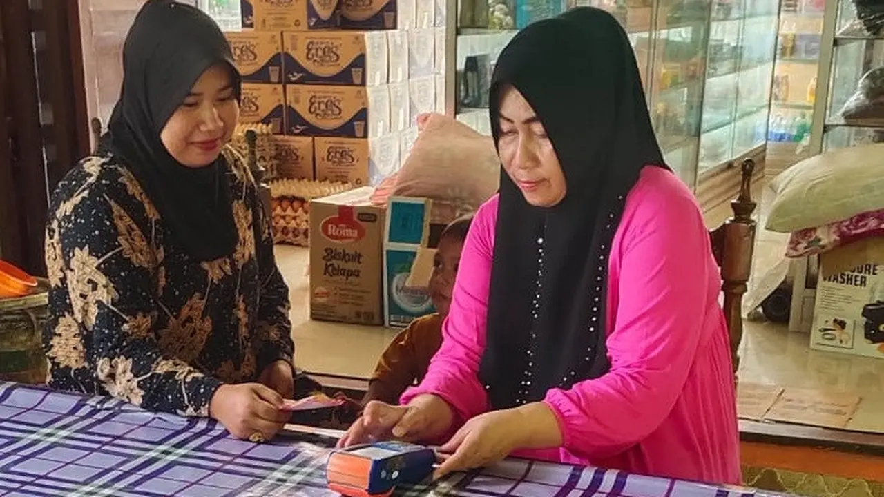 Jadi AgenBRILink Pertama di Desa Lasitae, Sunarti Bagikan Cerita Kenalkan Layanan Bank ke Masyarakat