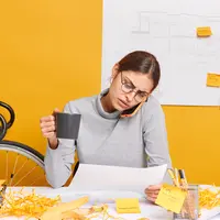 5 Cara Mudah Menjaga Kesehatan Mental di Tengah Kesibukan copyright/freepik/wayhomestudio