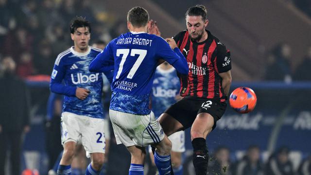 Foto: Penampilan Gemilang Adrien Rabiot Bawa AC Milan Menang Comeback atas Como di Liga Italia