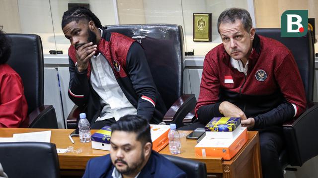 Rapat Kerja Bersama Membahas Pemberian Kewarganegaraan Republik Indonesia Kepada Anthony Beane