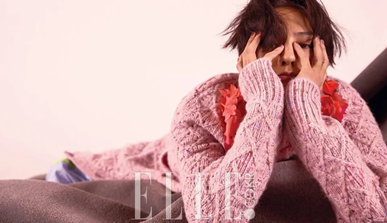 "Kami berlima selalu berharap semua orang bahagia. Itulah sumber kekuatan kita. Jika Anda sabar menunggu hari di mana kita akan bersatu kembali, saya yakin hati itu akan cepat datang," tutupnya. (Foto: Allkpop.com)