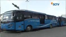 Pasca penerapan ganjil genal di jalan Tol, kendaraan berplat ganjil tak bisa masuk jalan tol, sehingga harus melaui jalur alternatif atau menggunakan bus premium trans Jabodetabek.