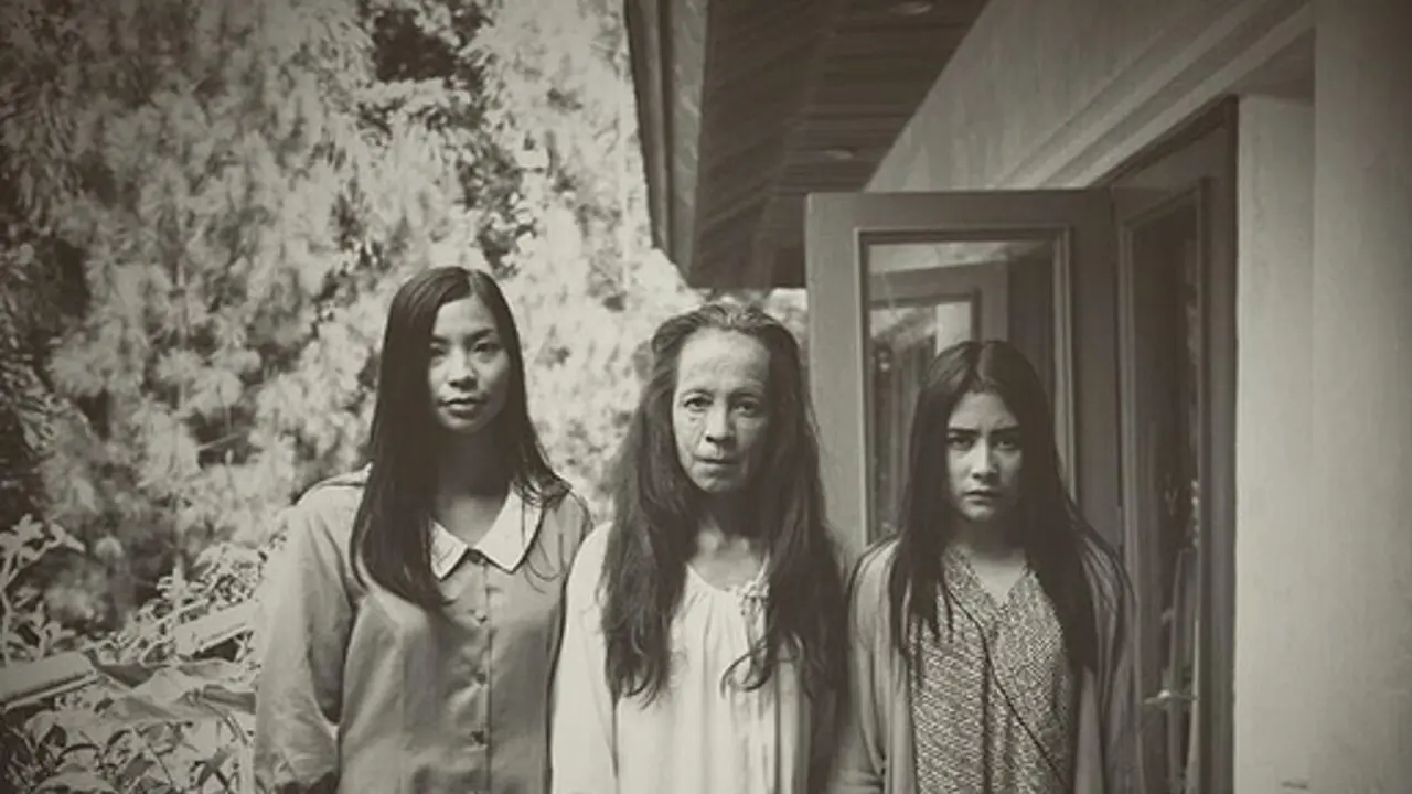 [Bintang] Prilly Latuconsina