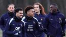 Latihan tersebut merupakan persiapan laga babak perempat final UEFA Nations League 2024-2025 melawan Kroasia. (FRANCK FIFE/AFP)