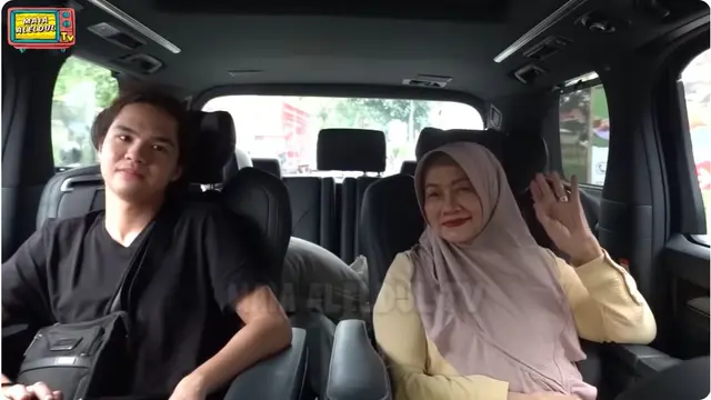 6 Potret Maia Estianty Rayakan Ultah Pernikahan Orangtua ke-59, Penuh Bahagia