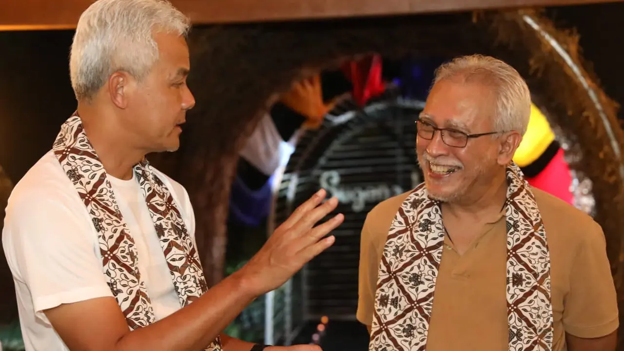 Iwan Fals dan Ganjar Pranowo. (Foto: Dok. Twitter @ganjarpranowo)