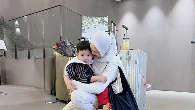 6 Artis Ini Dikaruniai Anak Setahun Setelah Menikah, Buah Hati Jadi Pelengkap
