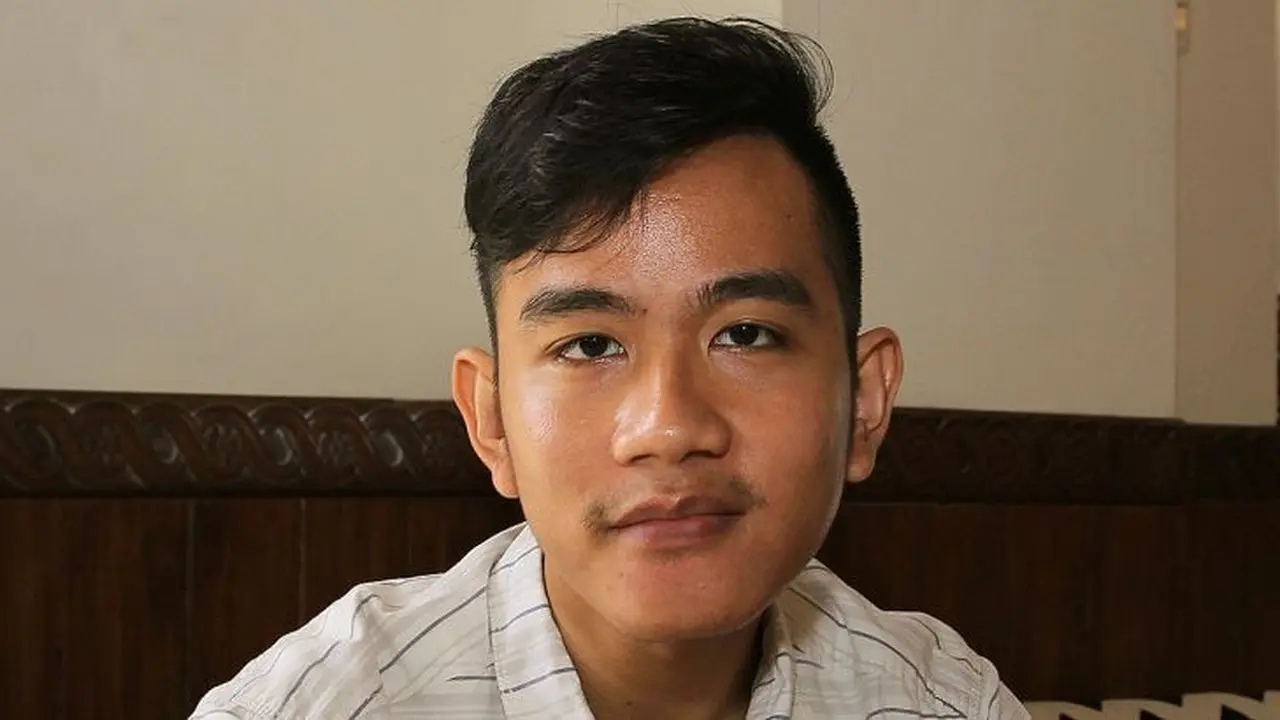 Gibran Rakabuming Raka, Bos Markobar.