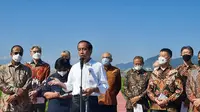Presiden Joko Widodo atau Jokowi memerintahkan Kementerian Luar Negeri (Kemenlu) dan Kedutaan Besar (Kedubes) untuk membantu kepulangan jenazah anak Gubernur Jawa Barat Ridwan Kamil, Emmiril Khan Mumtadz dari Swiss ke Indonesia.
