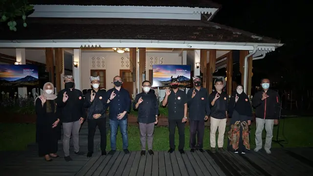 Menparekraf Ajak Pekerja Kreatif Pahami Ekosistem Pariwisata dan Ekonomi Kreatif