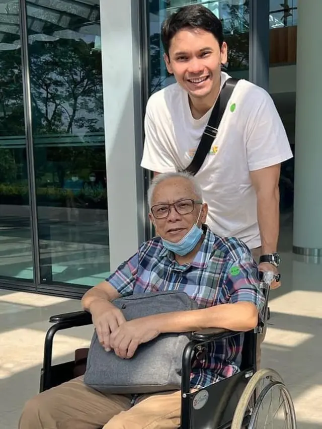 Ben Kasyafani dan ayahnya, Ashar Budiman (https://www.instagram.com/p/ClkA6x7B6pg/)