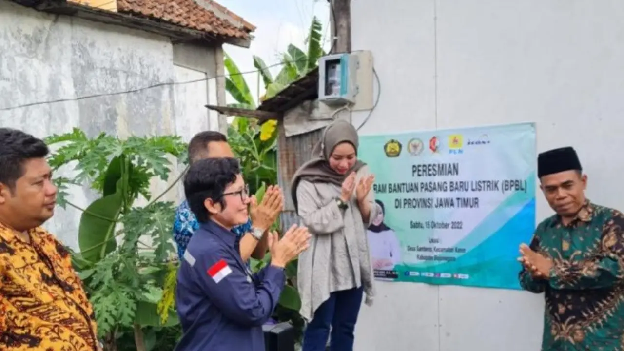 Sambungan Listrik Gratis.