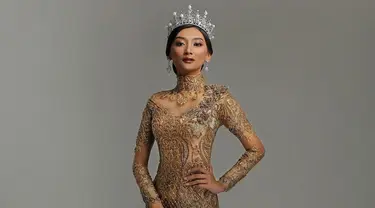 Adinda Cresheilla resmi mewakili Jawa Timur di ajang pemilihan Puteri Indonesia 2022 mendatang. Wanita 24 tahun ini sendiri diketahui telah menggeluti dunia modelling cukup lama. Melalui Instagram, ia juga sering mengunggah berbagai potret kegiatannya.