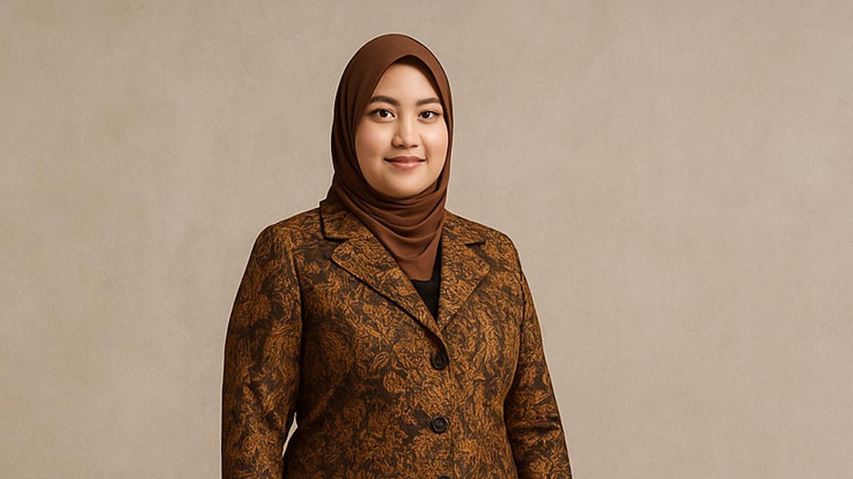 8 Model Batik Vintage Klasik 2025 untuk Orang Gemuk, Siap Tampil Cantik dan Percaya Diri