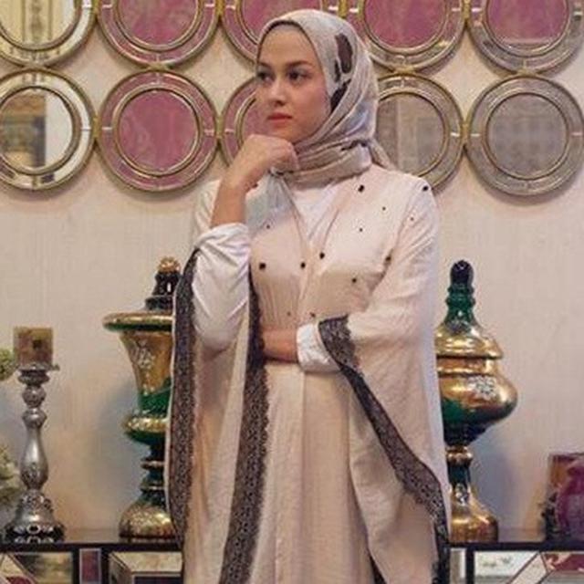 OOTD hijab ala Nina Zatulini 3