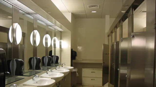 8 Sudut yang Biasa Jadi Tempat Menyembunyikan Kamera di Toilet