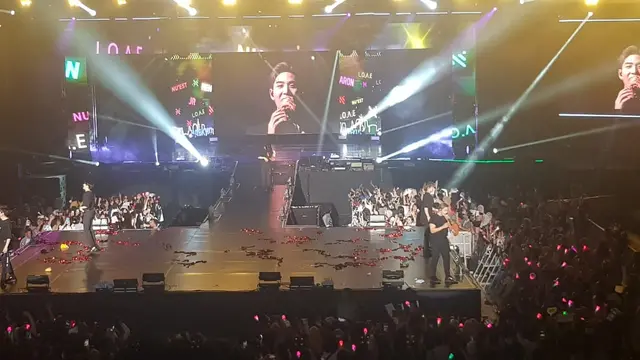 Konser Nu'Est di Jakarta.