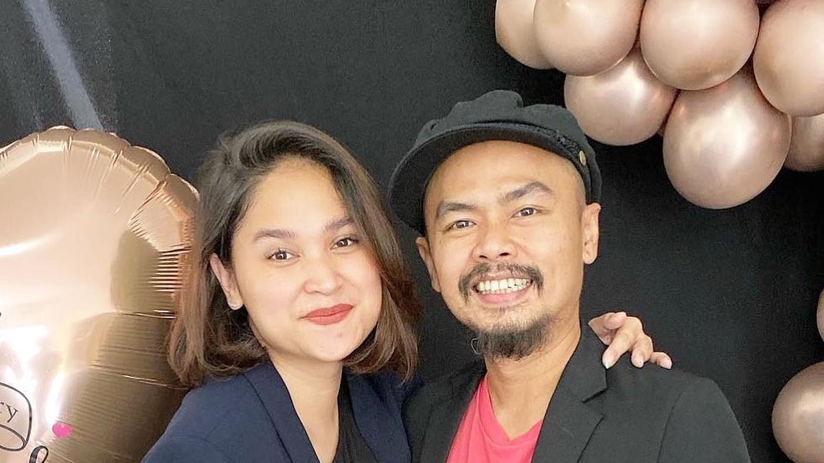 9 Potret Dapur di Rumah Wendi Cagur yang Modelnya Modern, Simpel tapi Tetap Keren
