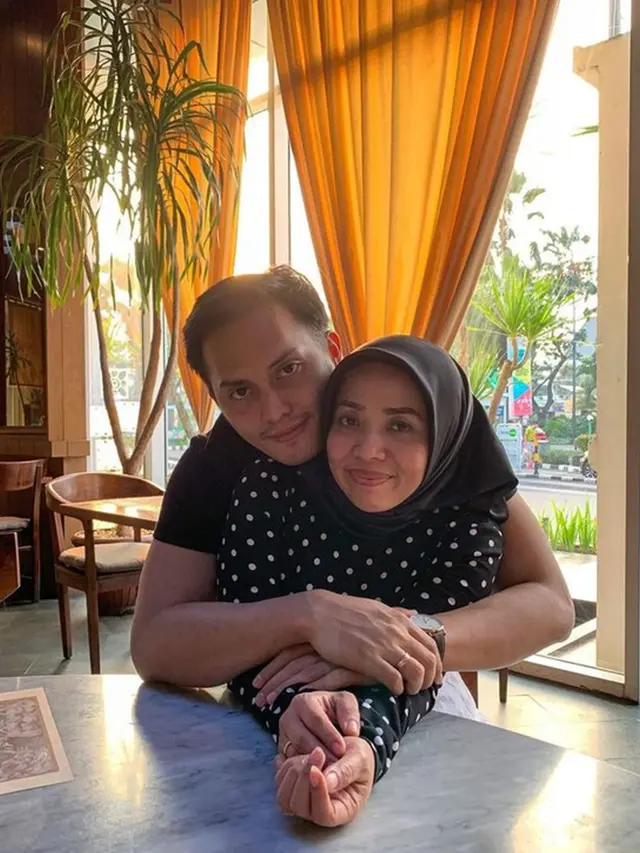 Hapus Foto di Instagram, Ini Momen Manis Muzdalifah dan Fadel Islami
